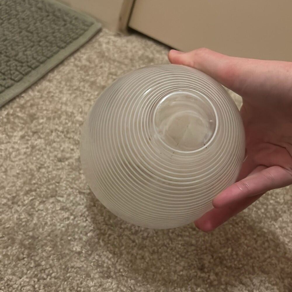 Jet Stream Ribboned Glass Vase - Picture 3 of 3